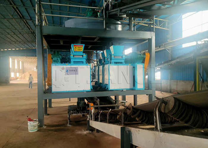 अमोनियम क्लोराइड उर्वरक दानेदार उत्पादन लाइन धूल रोलर प्रेस दानेदार उत्पादन लाइन