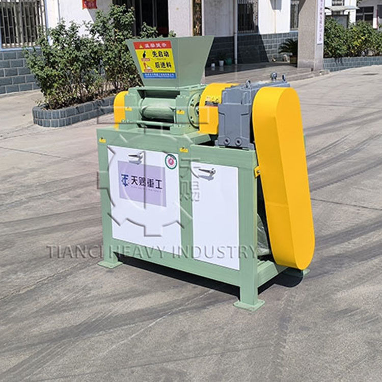 सोडा ऐश उत्पादन लाइन दानेदार डबल रोलर ऑर्गेनिक फर्टिलाइजर ग्रेन्युलेटर मशीन