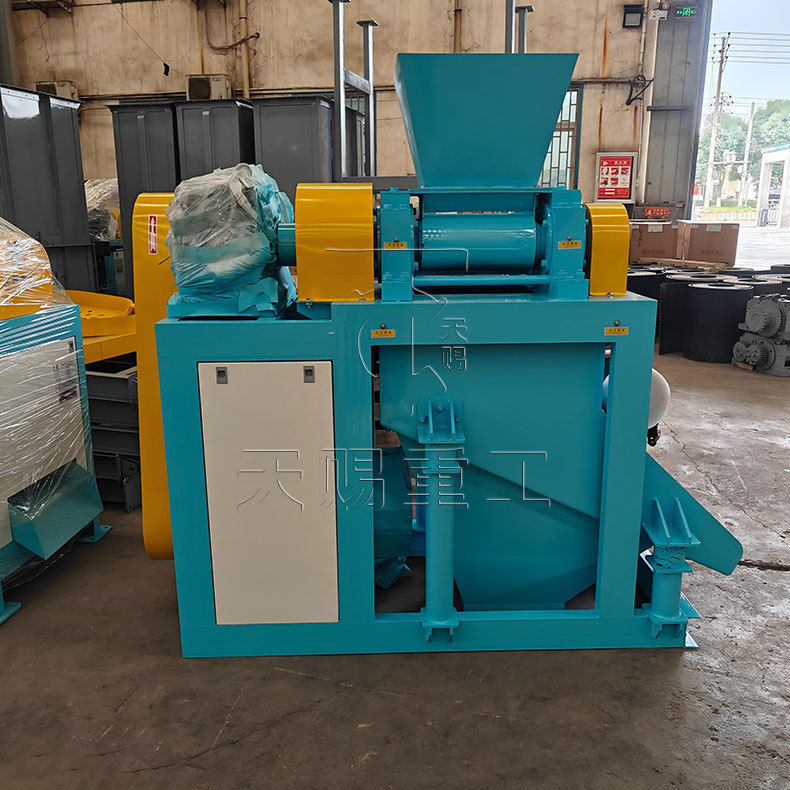 दानेदार ह्यूमिक एसिड उर्वरक उत्पादन लाइन उपकरण के लिए ह्यूमिक एसिड रोलर प्रेस ग्रेनुलेटर